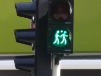 Gemeinderat lässt Ampelpärchen wieder anbringen