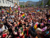 Ein Regenbogen vom Musiktheater bis zum Rathaus!