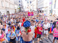 linzpride2025 unter dem Motto „strong together, proud forever“